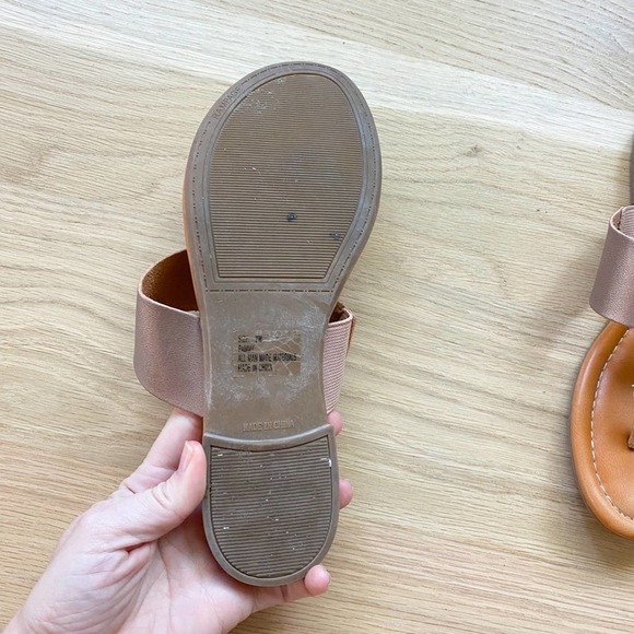 Women's Mixed Size/Brand  Lot of Four (4) Sandals Bundle sizes 7,7.5, & 8 - Picture 6 of 16